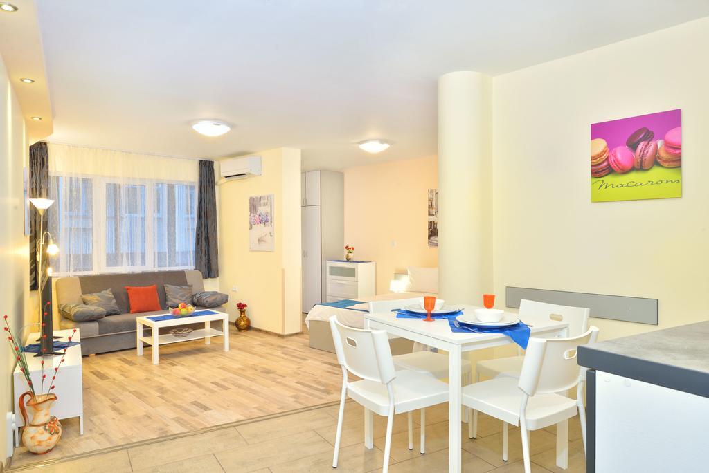 Central Studio #2 Burgas ภายนอก รูปภาพ