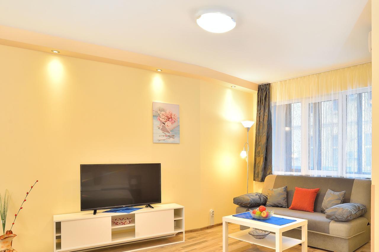 Central Studio #2 Burgas ภายนอก รูปภาพ